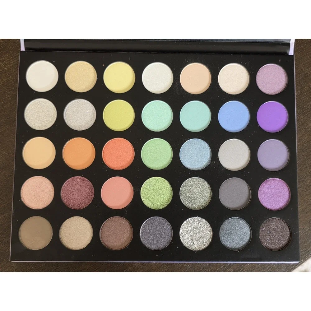 Morphe 351 Icy fantasy eyeshadow palette 35 Separate Shades